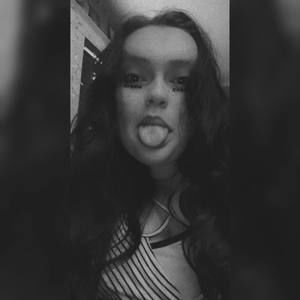 Meet your Posher, Alexis